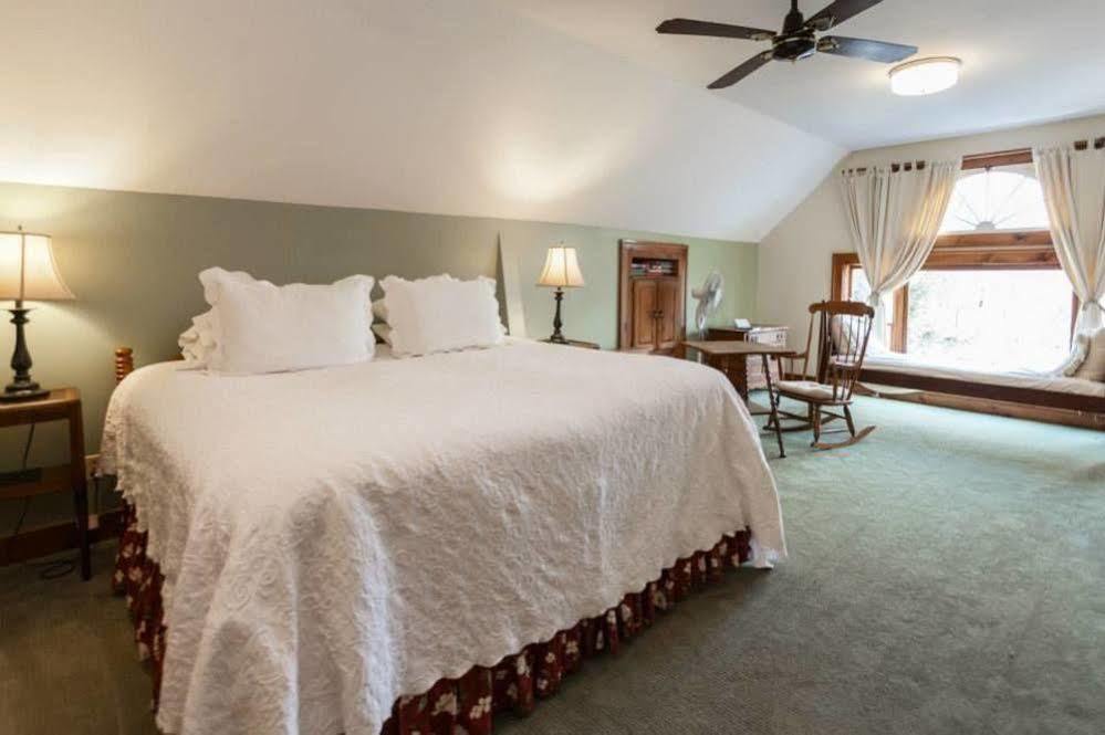 Arlington'S West Mountain Inn Екстер'єр фото